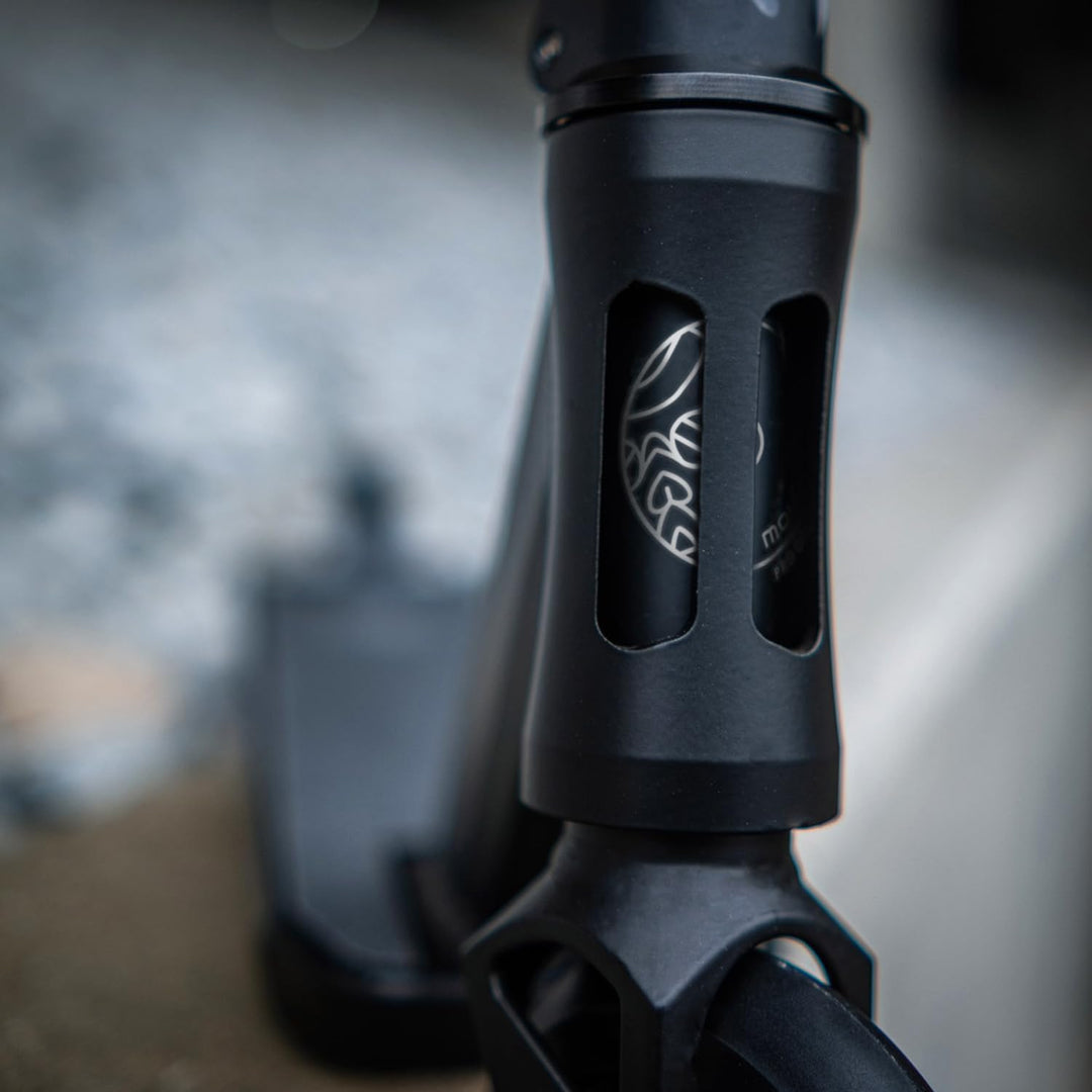 Movino Maniac Stunt Scooter Roller Professioneller Freestyle Roller IHC-Kompressionssystem Street-De