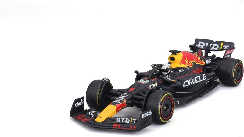 Bburago F1 Red Bull RB18 (2022): Modellauto im Massstab 1:43, 1 Max Verstappen, mit Fahrer, Hardcase