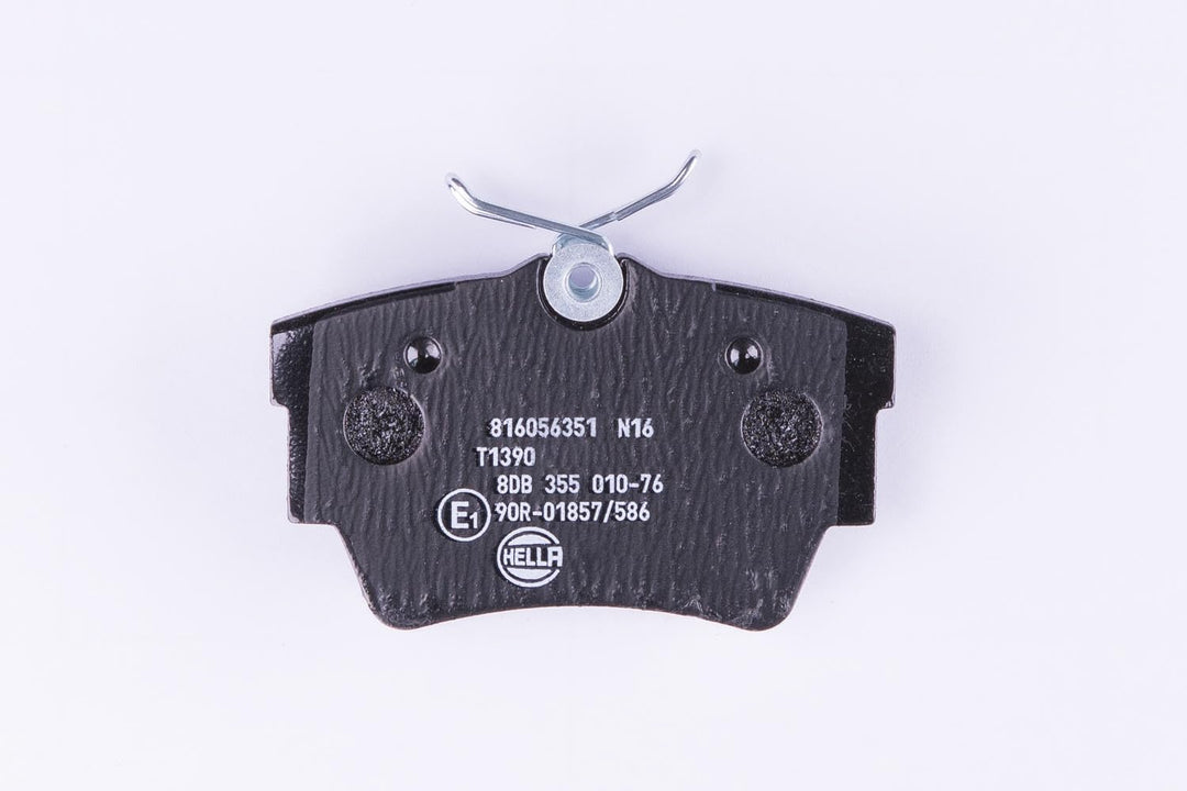 HELLA PAGID 8DB 355 010-761 Bremsbelagsatz - T1390 - Dicke/Stärke: 17mm - Bremssystem: Lucas - inkl.
