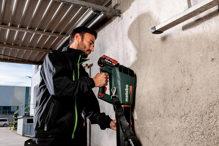 Metabo Akku-Laubbläser LB 18 LTX BL (601607850) 18V, 150 km/h Luftgeschwindigkeit (Tragegurt, gummie