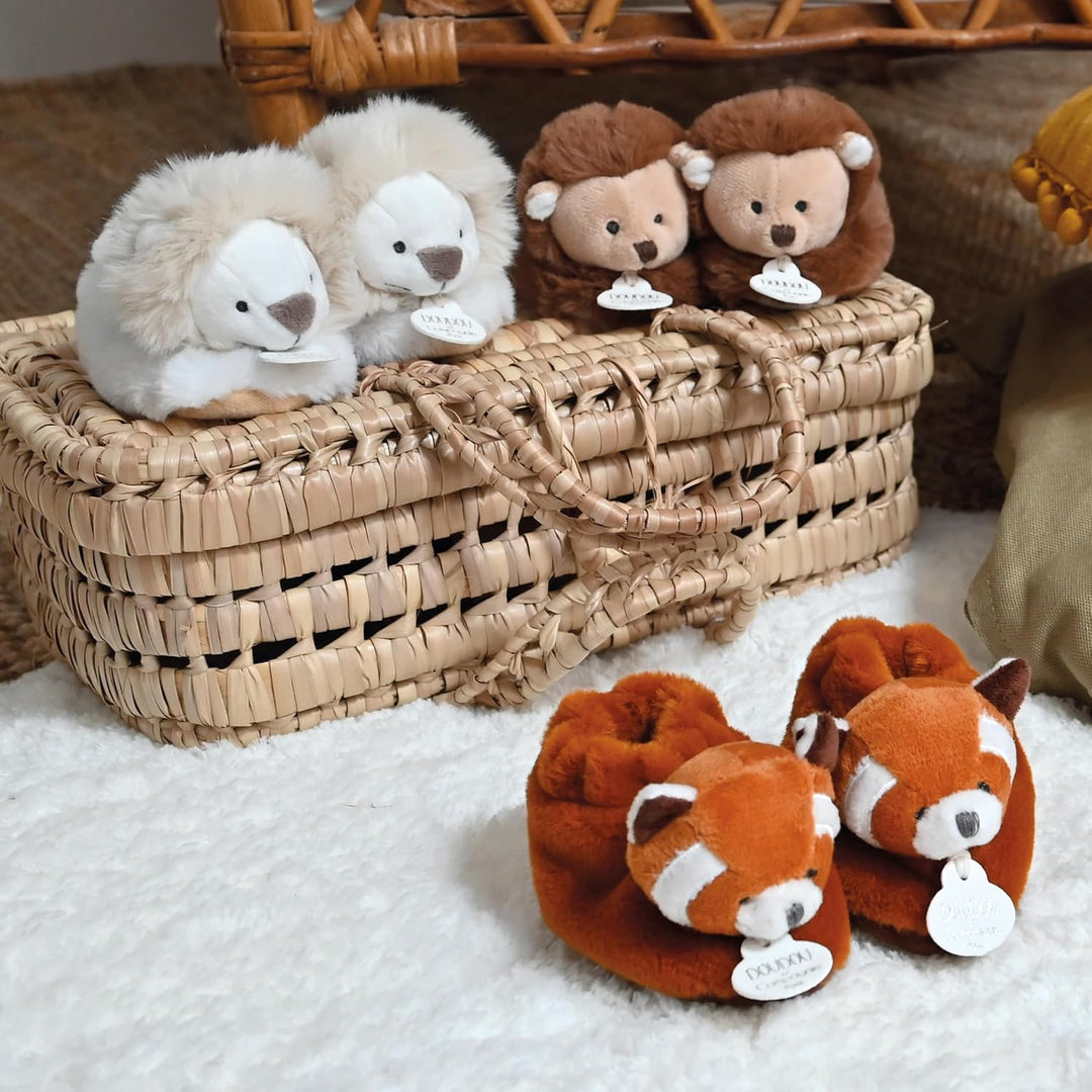 Doudou et Compagnie – Hausschuhe Panda rot – Unicef – offene Box – integrierte Rassel – Geschenkidee