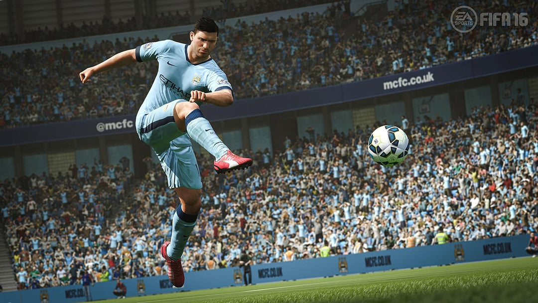 FIFA 16 - [PlayStation 4] PlayStation 4 Standard Disk, PlayStation 4 Standard Disk