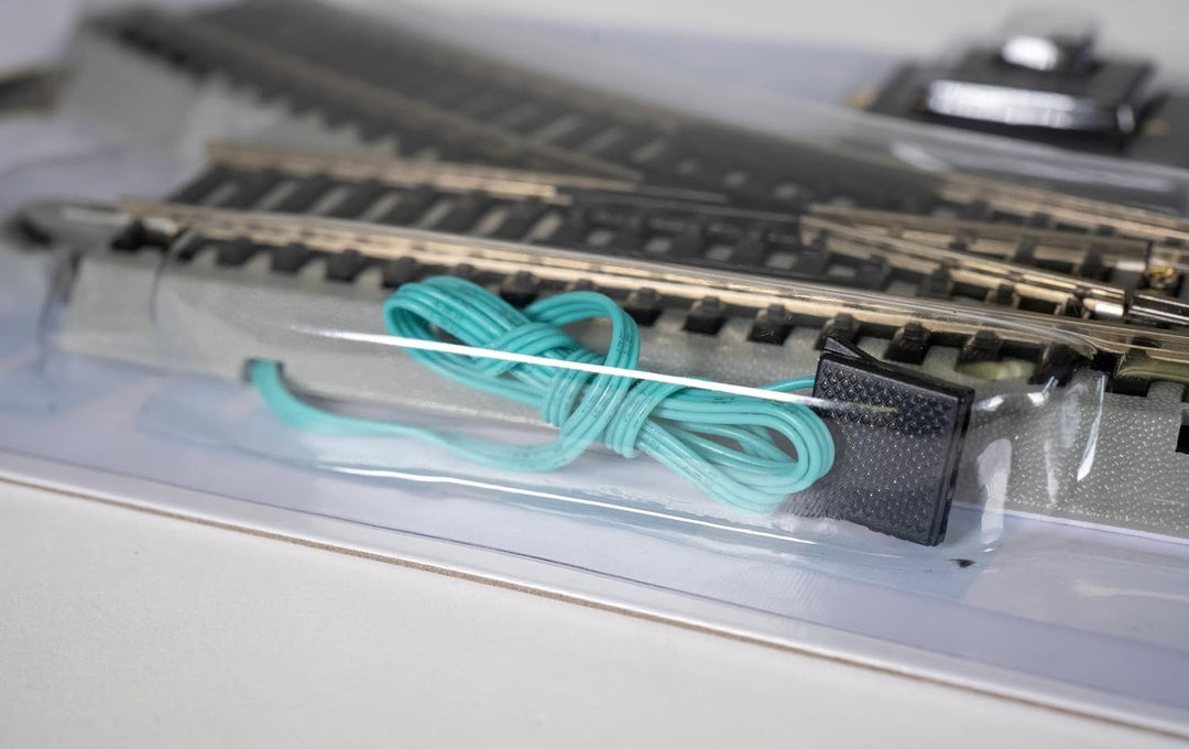Bachmann Trains Snap-Fit E-Z Track Remote Turnout - Right