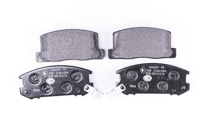HELLA PAGID 8DB 355 016-741 Bremsbelagsatz - T3046 - Dicke/Stärke: 15.3mm - Bremssystem: Akebono - m