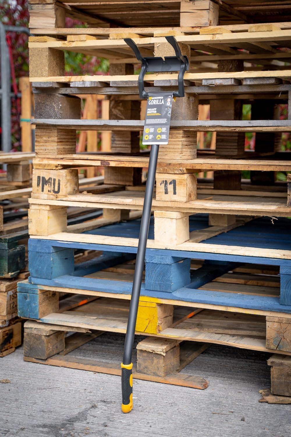 Roughneck Gorilla ROU64644 Pallet Buster – Heavy-Duty Demolition Pry Bar for Dismantling & Lifting P