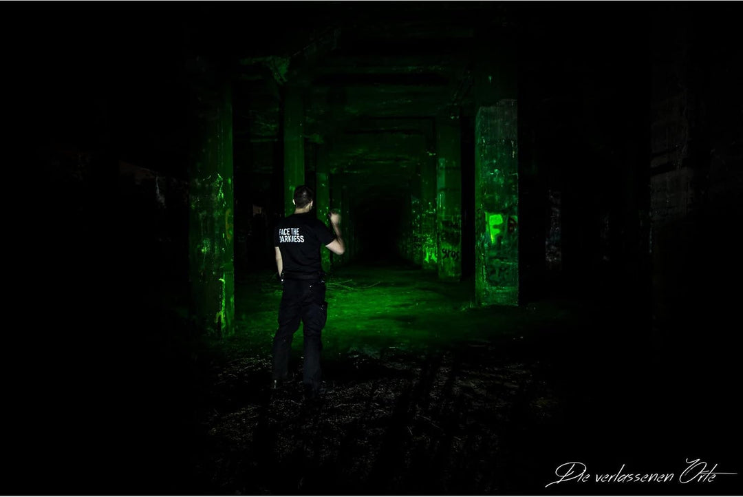 Ledlenser P6R Core QC LED Taschenlampe, Multicolor-LED (weiss, rot, grün, blau), aufladbar mit 18650