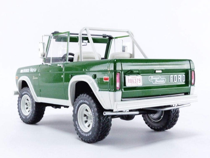 Greenlight Collectibles Miniaturauto aus der Kollektion 19084, Grün