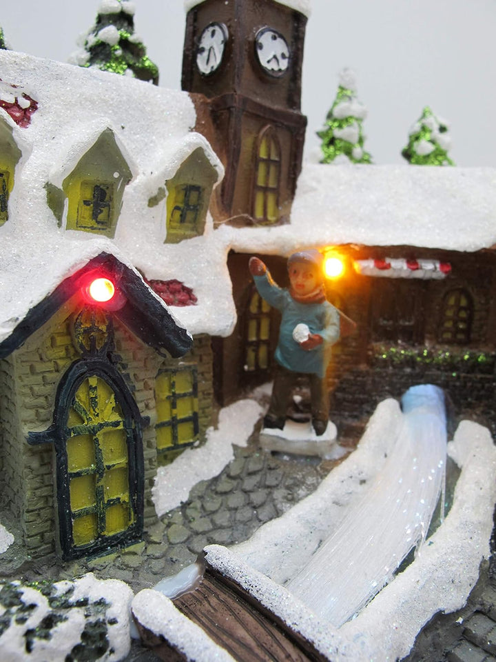 LED Winterdorf mit drehendem Element, Weihnachtsdeko mit bunter Beleuchtung, detailgetreu gefertigt,