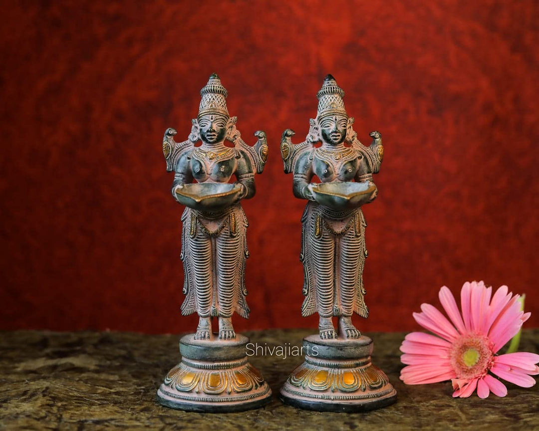 SHIVAJI ARTS Tiefe Lakshmi-Statue aus Messing, Öldocht-Diya-Paar, indisches handgefertigtes Deepak f