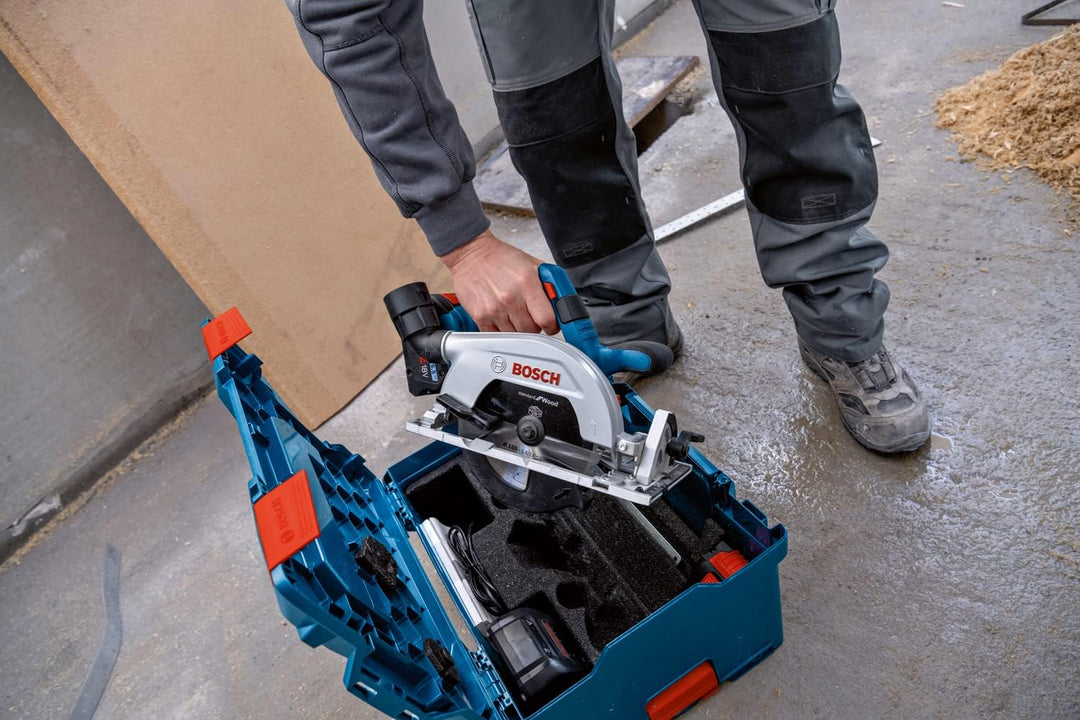 Bosch Professional Akku-Kreissäge GKS 18V 57-2 (165 mm Sägeblatt, 57 mm Schnitttiefe, ohne Akkus und