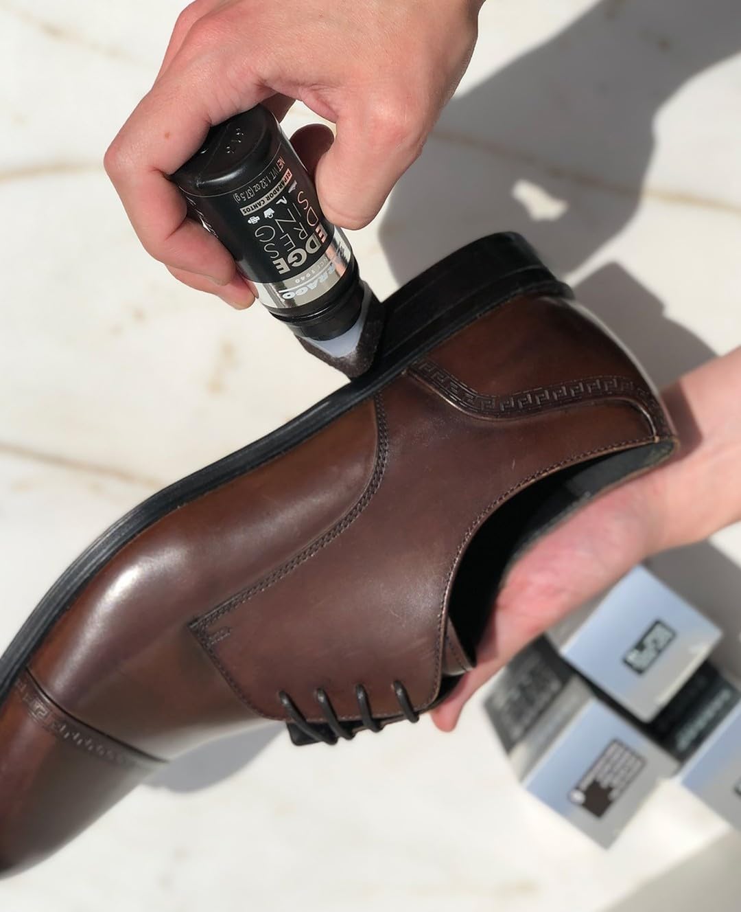 Tarrago | Edge Dressing 35 ml | Schuhpflege und Reparaturfarbe für Leder und Gummioberflächen | Kant