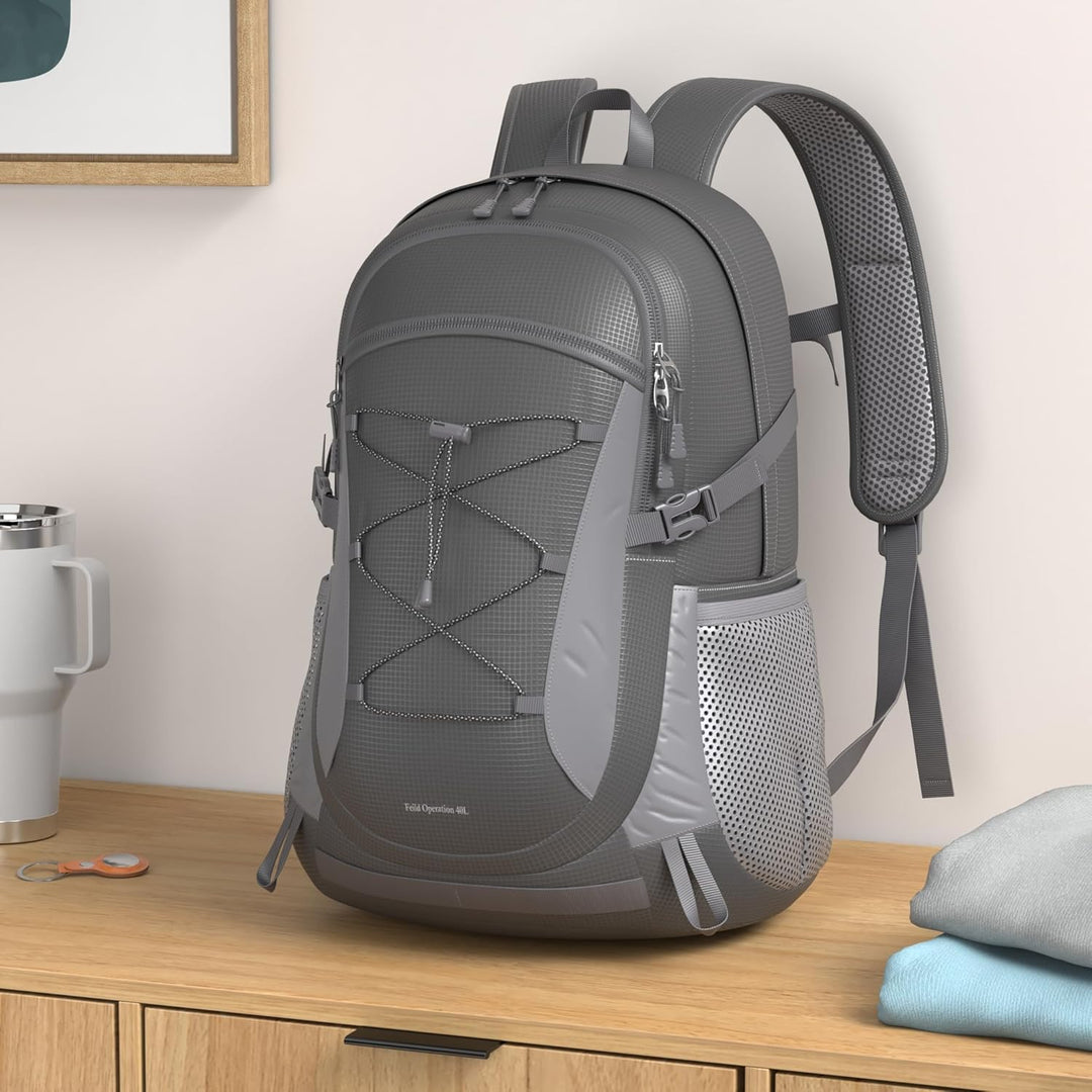 RAINSMORE Wanderrucksack Herren Damen 40L Wasserdichter Rucksack Leicht Gross Reiserucksack Trekking