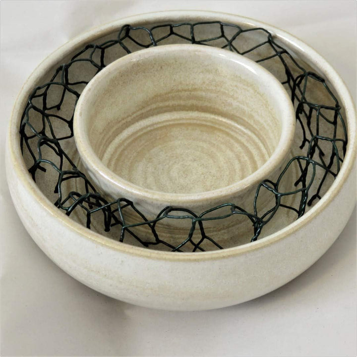Blumenring beige, handgetöpfert, 13 cm Durchmesser, Steinzeug