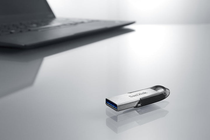 SanDisk Ultra Flair USB 3.0 Flash-Laufwerk 512 GB (robustes und elegantes Metallgehäuse, Passwortsch