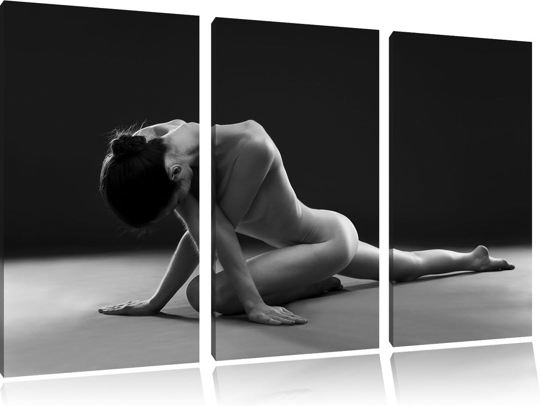 Pixxprint Schöne sexy Frau Macht Yoga als Leinwandbild/Grösse: 3 Teilig (120x80 cm) cm/Wandbild/Kuns