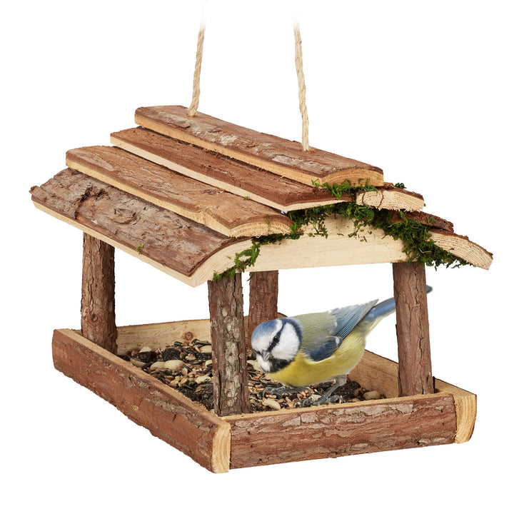 Relaxdays Vogelfutterhaus Holz, mit Rinde und Moos, zum Hängen, HBT: 19x21x23 cm, Futterspender Klei