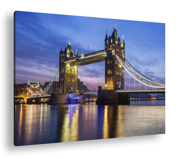 leuchtende Tower Bridge in London Format: 80x60 cm als Leinwandbild, Motiv fertig gerahmt auf Echtho