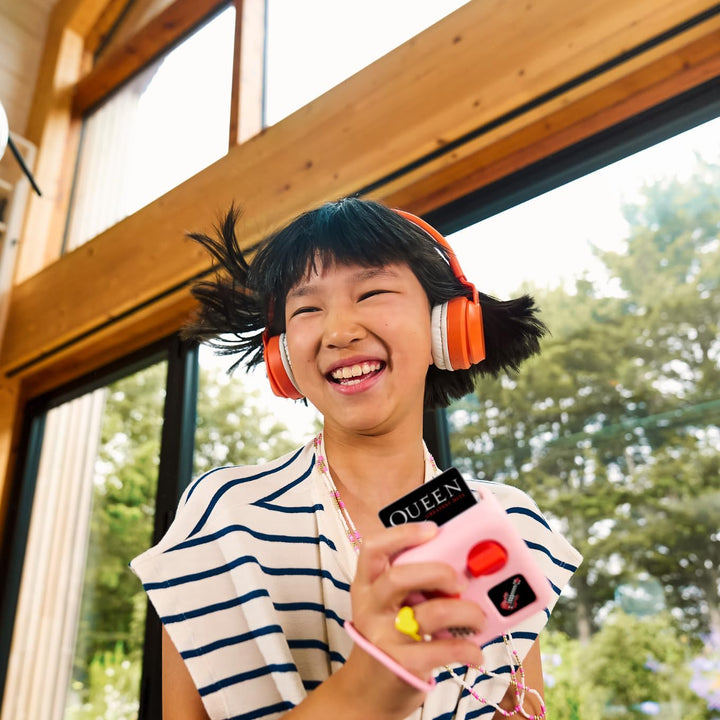 Yoto Mini (2024 Edition) + Gruffalo Bundle – Kids Screen-Free Bluetooth Audio Player, All-in-1 Trave