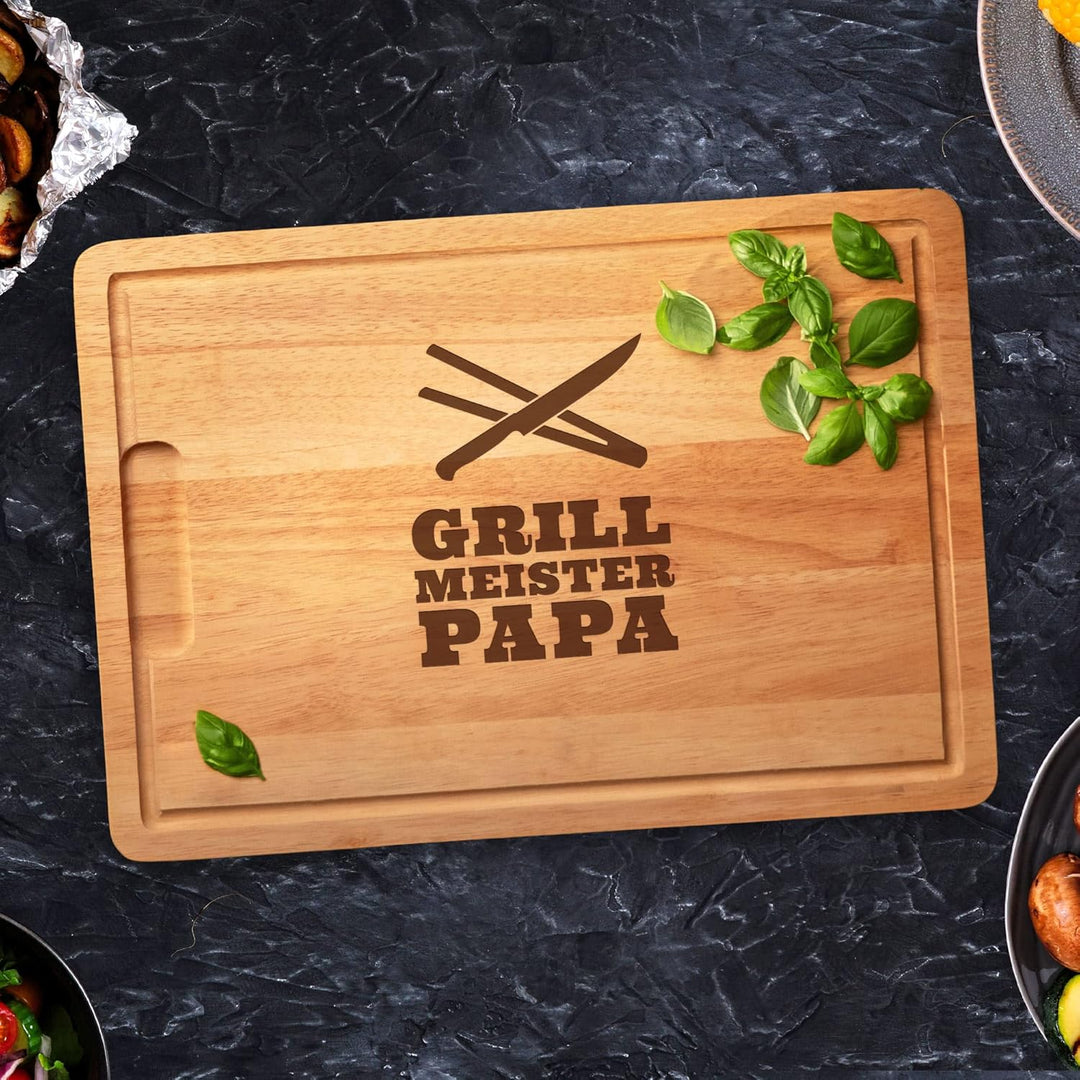 Grillbrett mit Gravur, Holz Schneidebrett für Papa, Brotzeitbrett mit Grillmeister Motiv, Vatertagsg