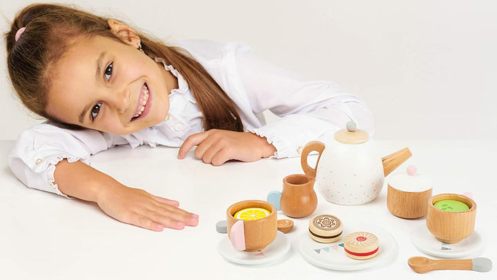 small foot Teeservice "Kinderküche" aus Holz, Zubehör für Kinderküche / Spielküche mit 17 Teilen, ab