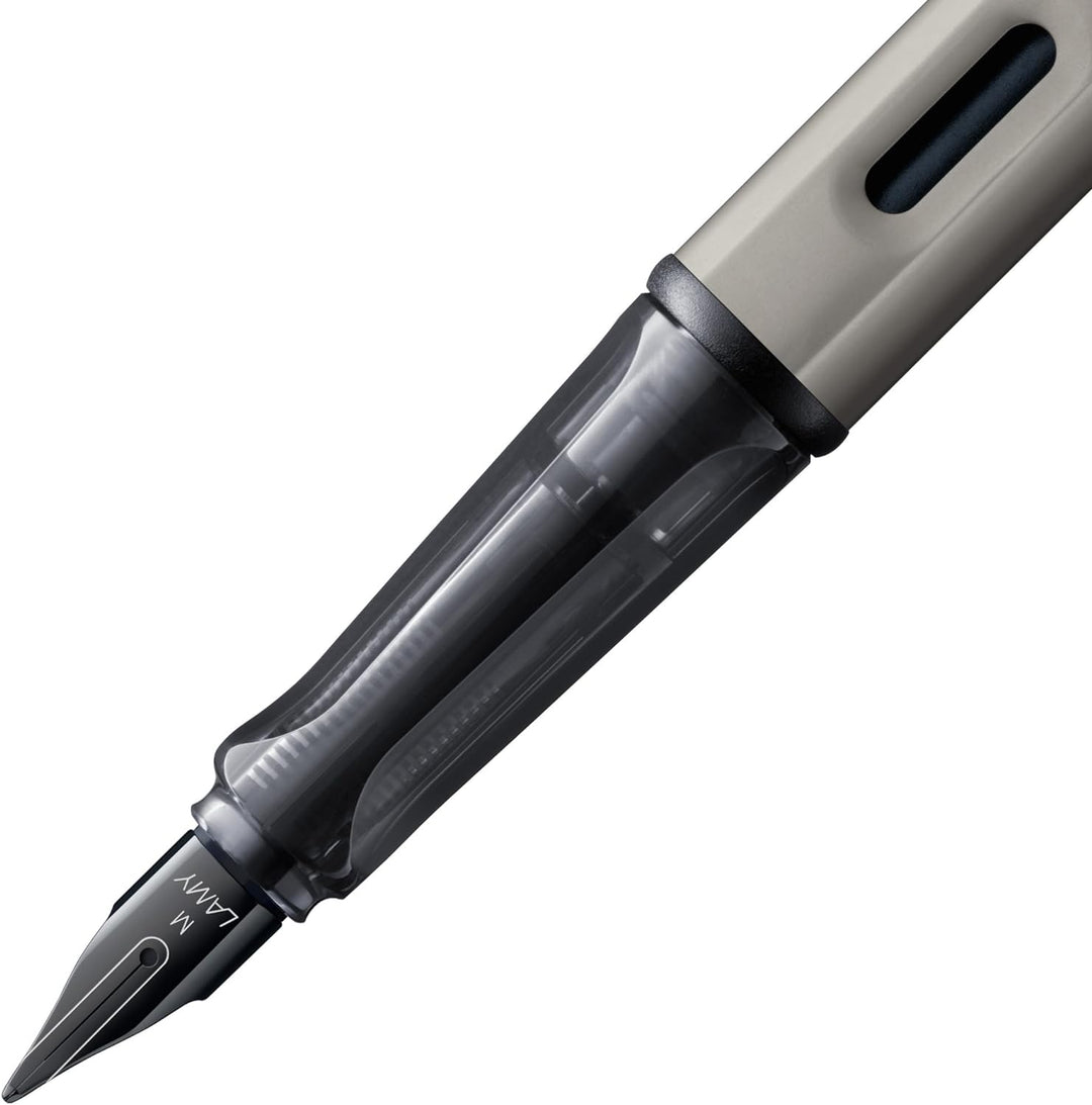 LAMY Lx Füllhalter 057 – Füller aus Aluminium eloxiert in der Farbe Ruthenium mit transparentem Grif