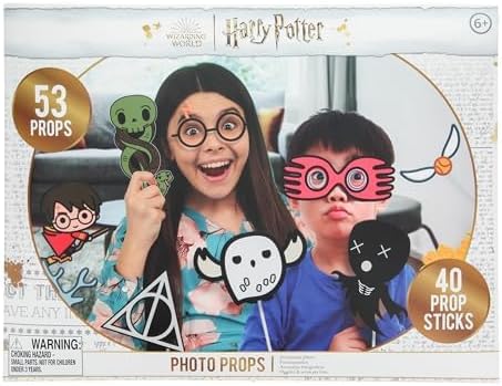 Paladone Harry Potter Foto-Requisiten Pack - 58 Requisiten mit Stöcken, Geburtstagsfeier &amp; Foto-Boot