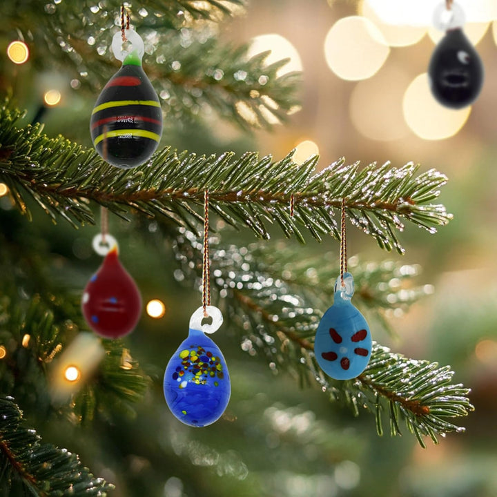 12 Stück handgefertigte Glas Eier Ornamente, Mini Mehrfarbig handgeblasen Glas Eier zum Aufhängen fü