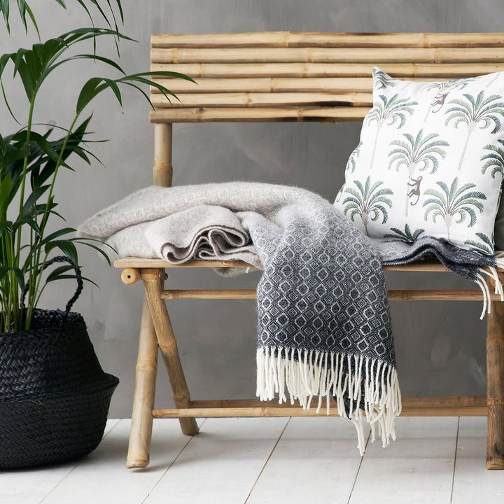 Klippan: dunkelgrau-beige verlaufende Wolldecke 'Havanna', 130x200cm mit Fransen, 100% Lambswool