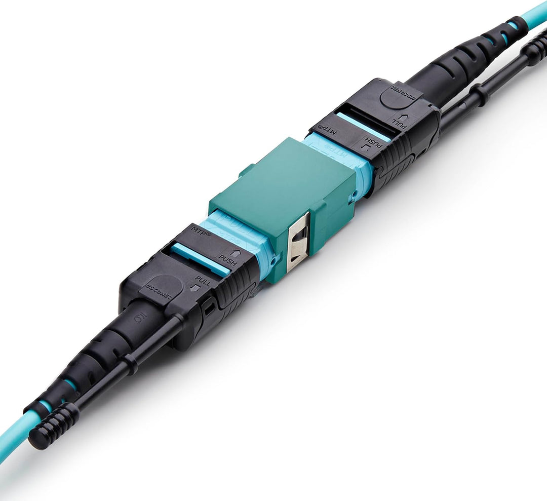 StarTech MPO/MTP Kupplung, Multimode OM3/OM4 Glasfaser Kupplung, Key Up-Key Down, MPO/MTP-PC Adapter