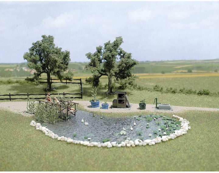 Busch 1210 - Gartenteich-Set