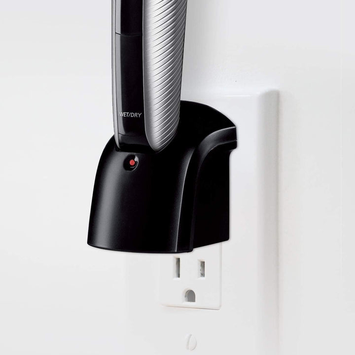 Panasonic Body-Trimmer ER-GK60 mit 3 Aufsätzen, Elektro-Rasierer für Herren, hautschonende Nass- und