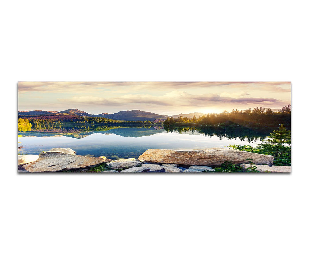 Paul Sinus Art Panoramabild auf Leinwand und Keilrahmen 120x40cm Slowakei See Berge Gras Steine Wolk