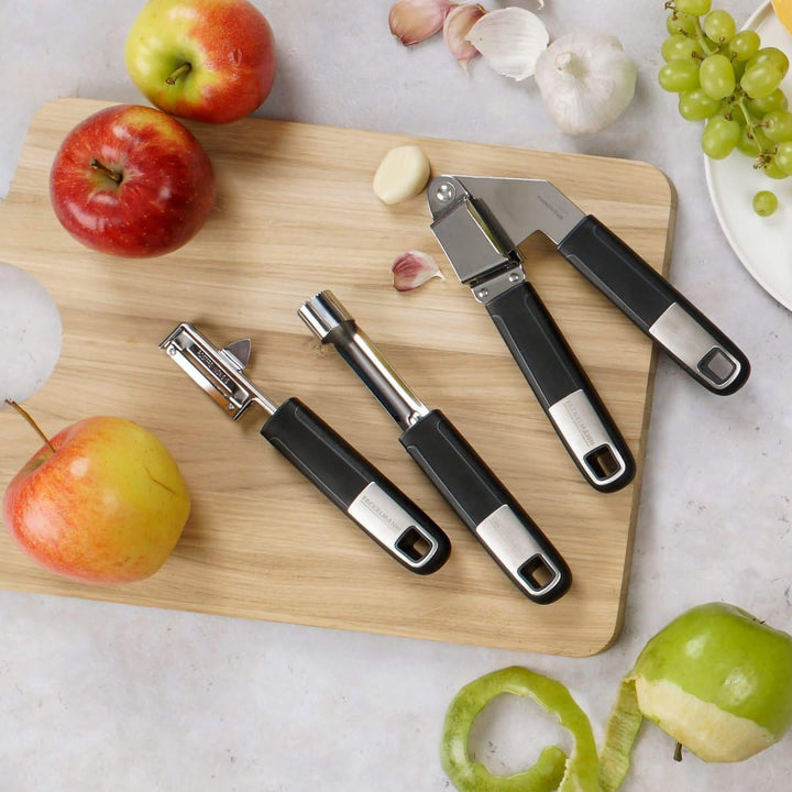Fackelmann Knoblauchpresse 18 cm SENSE, Küchenhelfer mit Funktionsteil aus rostfreiem Edelstahl, Kno