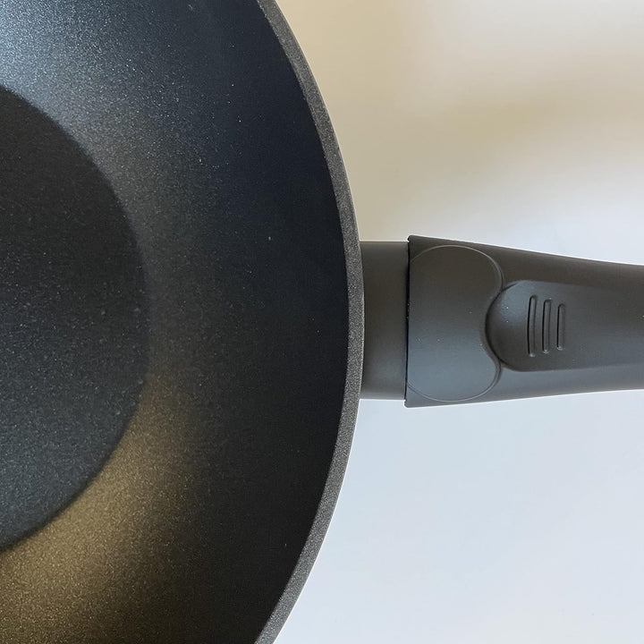 Pintinox Prima Collection, Schwarzer Sautapasta-Wok, Antihaftbeschichtung, Induktion, Deckel aus geh