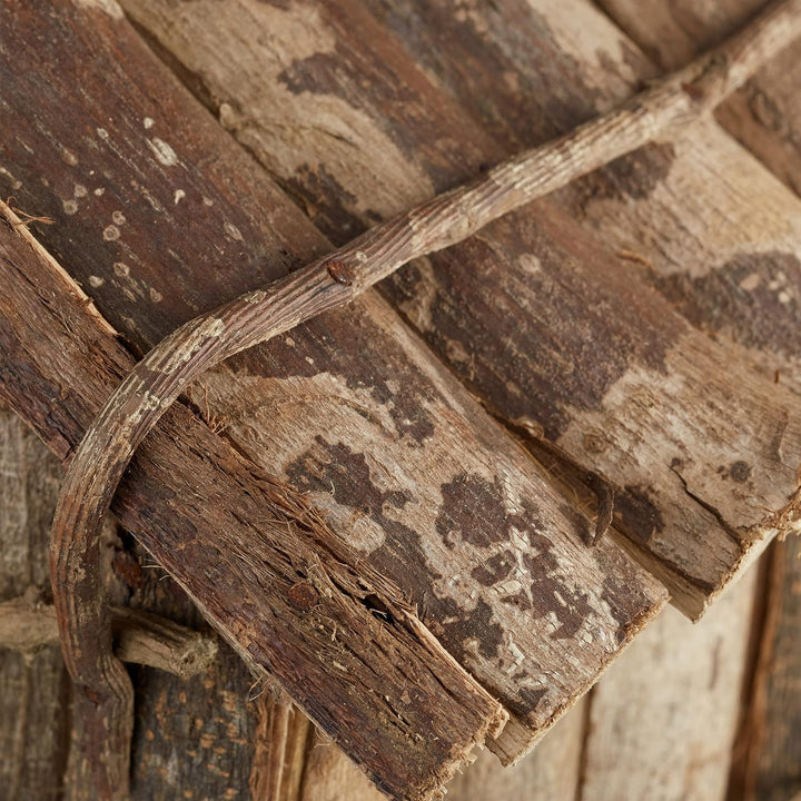 Relaxdays Vogelhaus stehend, unbehandeltes Deko Vogelhäuschen auf Ständer, handgemachtes Holzhaus mi