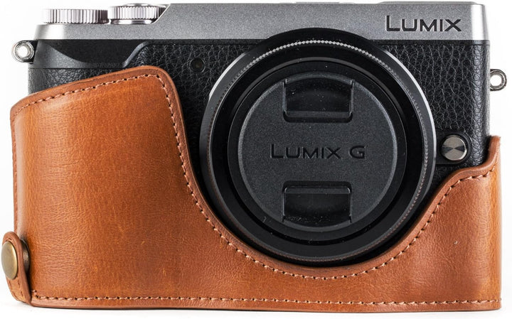MegaGear Panasonic Lumix DMC-GX85, GX80 mit 12-32mm Objektiv Ever Ready Leder Kamera-Case mit Trager