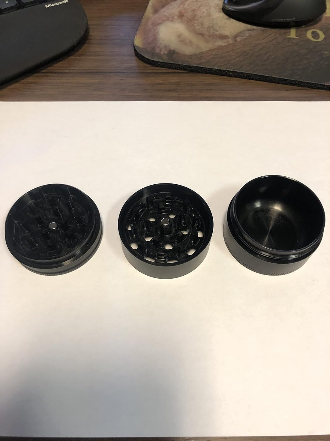 Santa Cruz Shredder 4 Stück, Grösse M Kräutermühle, Aluminium, Schwarz, 2 1/8 inch
