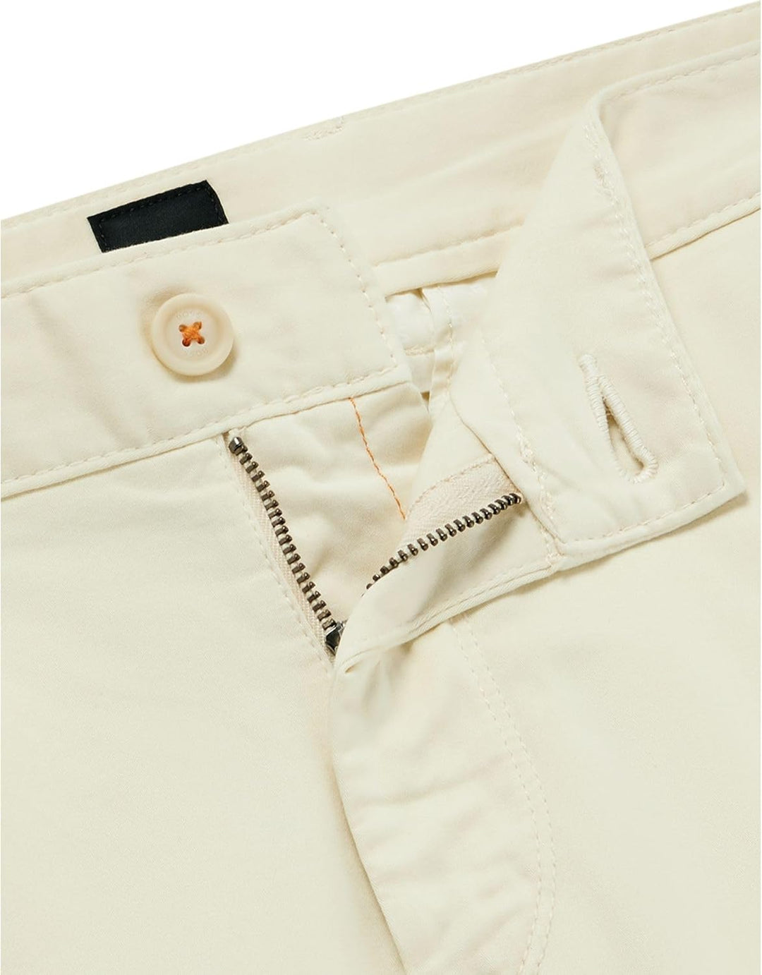 BOSS Herren Schino-Taber-1 D Tapered-Fit Chino aus überfärbtem Baumwoll-Satin mit Elasthan-Anteil 33