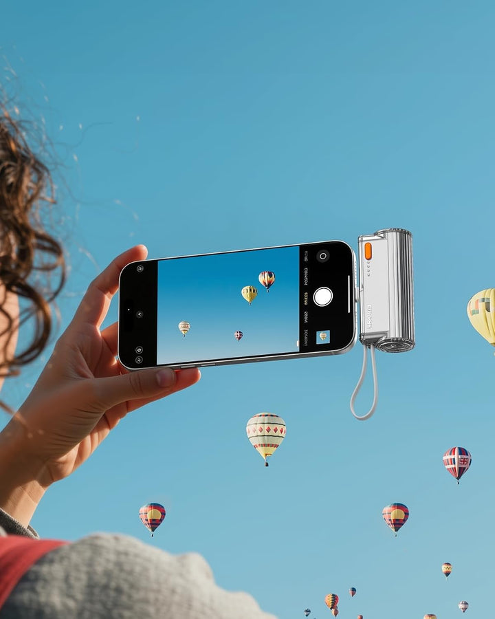 SHARGE Flow Mini 2 Powerbank, Tragbares Ladegerät 22,5W PD-Schnellladen mit Doppelstecker und integr