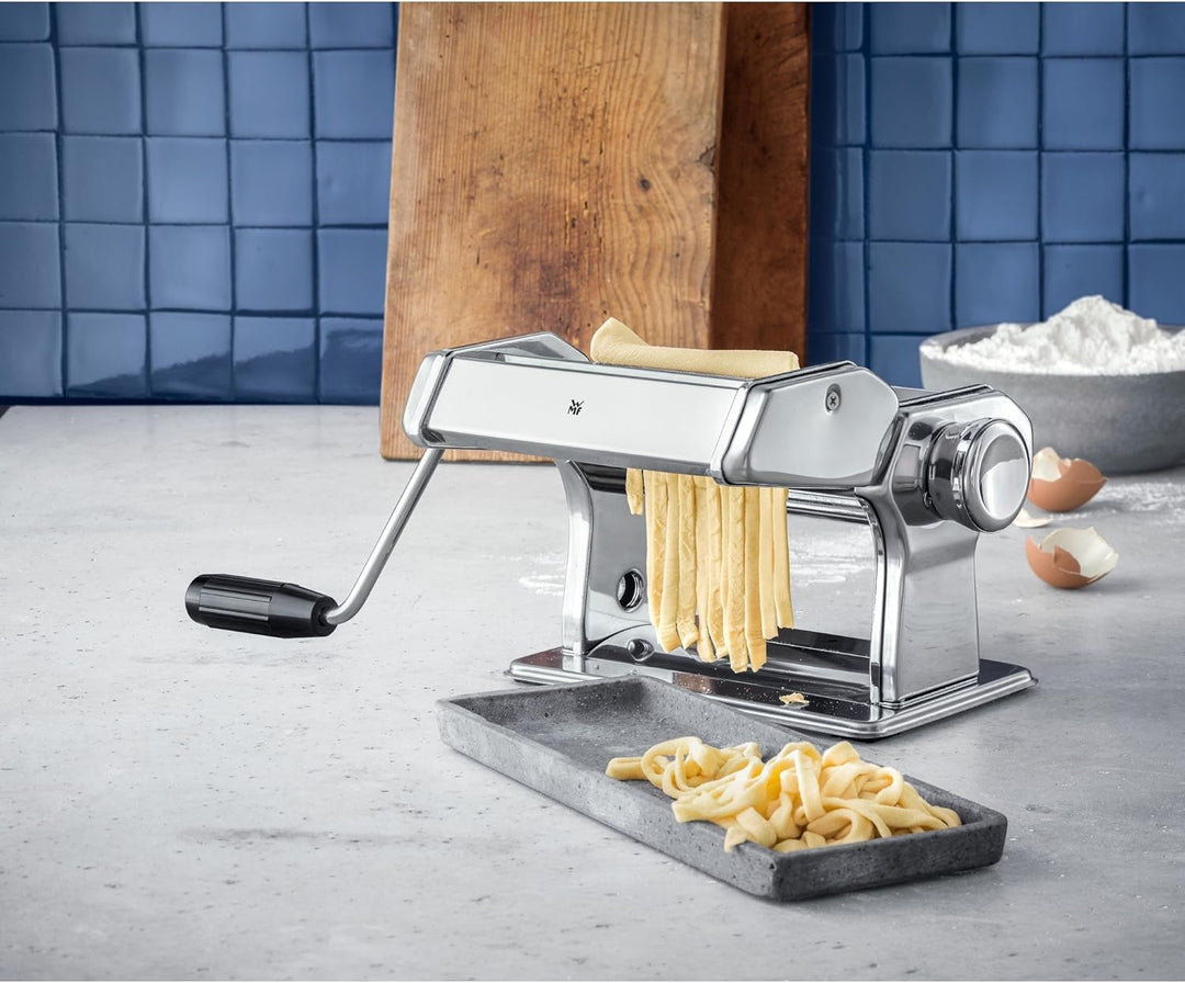 WMF Gourmet Nudelmaschine Edelstahl 19,5x 12,5x 12,5 cm, 9 Teigstufen, ideal für Teigplatten, schmal