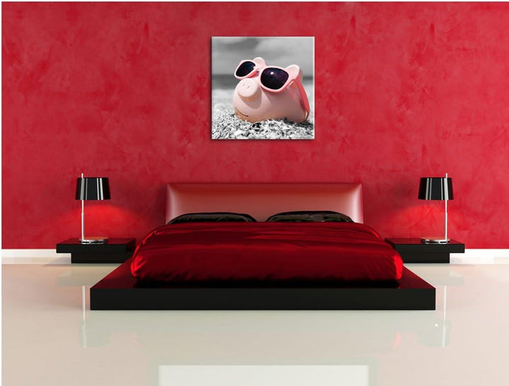 Pixxprint Cooles Sparschwein mit Sonnenbrille am Strand schwarz/weiss, Format: 70x70 auf Leinwand, 7