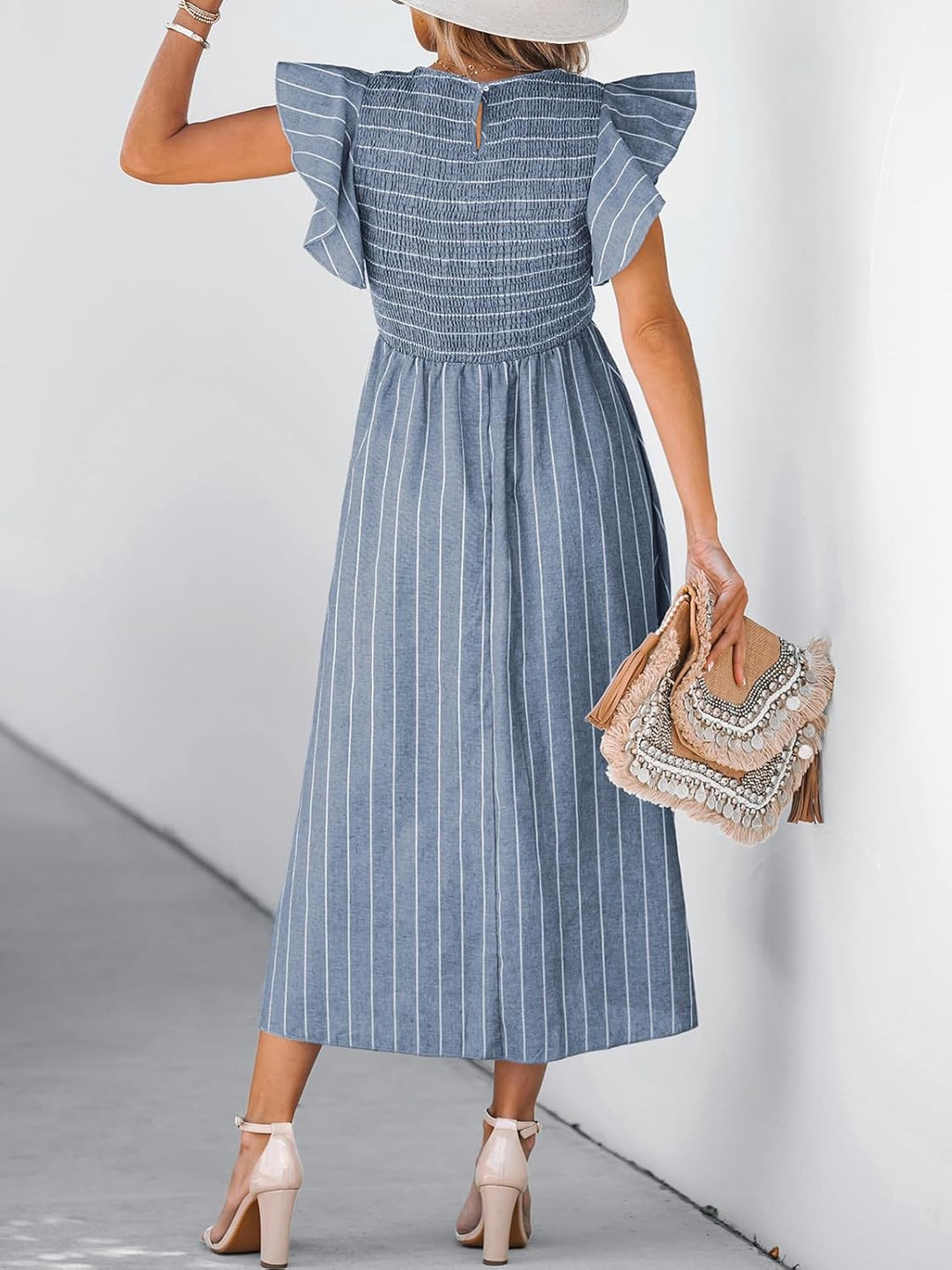 CUPSHE Damen Sommerkleid Quadratischer Ausschnitt Volantärmel Nadelstreifen A Linie Gesmoktes Maxikl