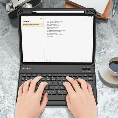 Fintie Tastatur Französisch AZERTY Hülle für Air 10,9" (4. Generation, 2020 Modell) Soft TPU Rücksei