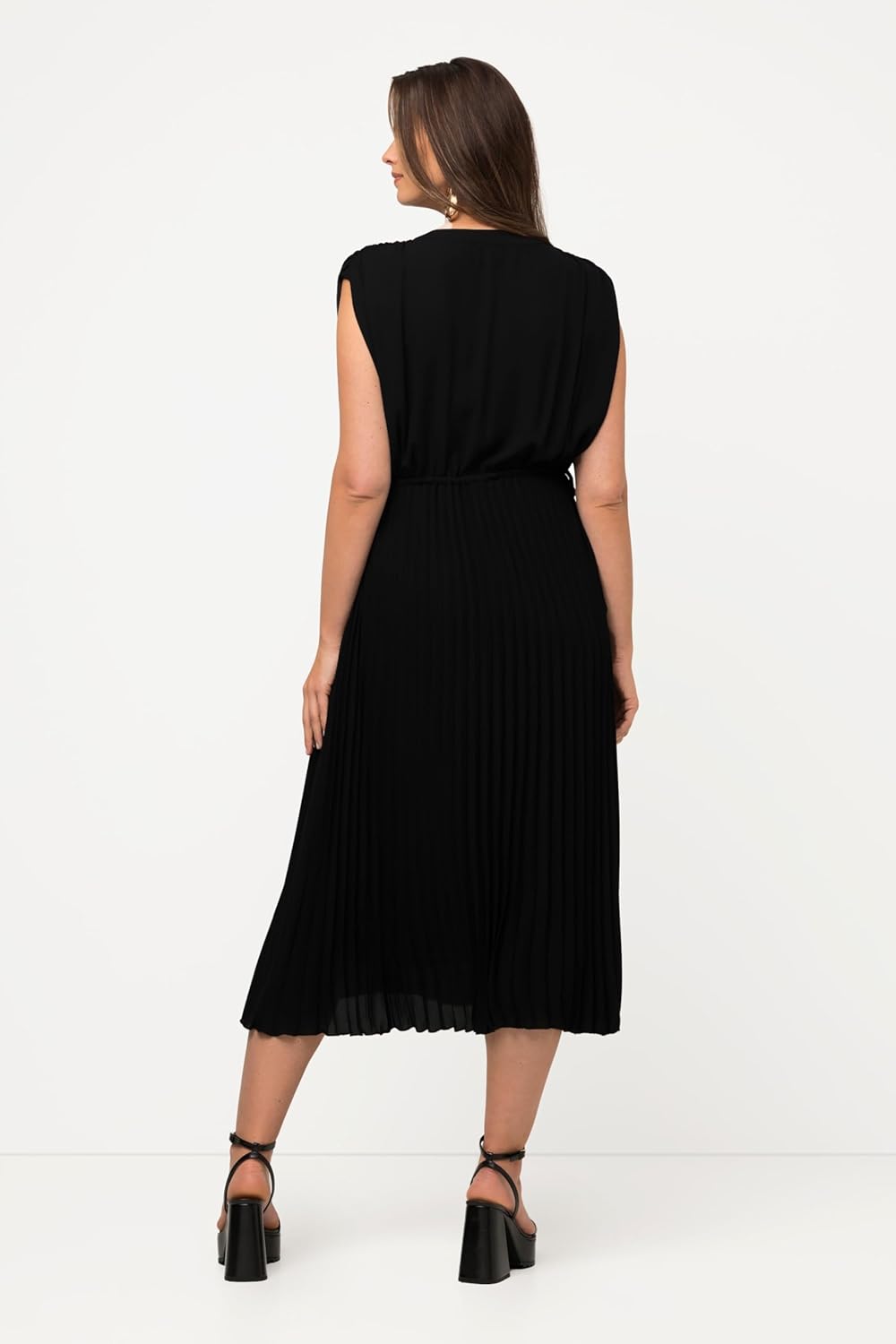 Ulla Popken Damen Plissiertes Chiffonkleid Kleid 42 Schwarz, 42 Schwarz
