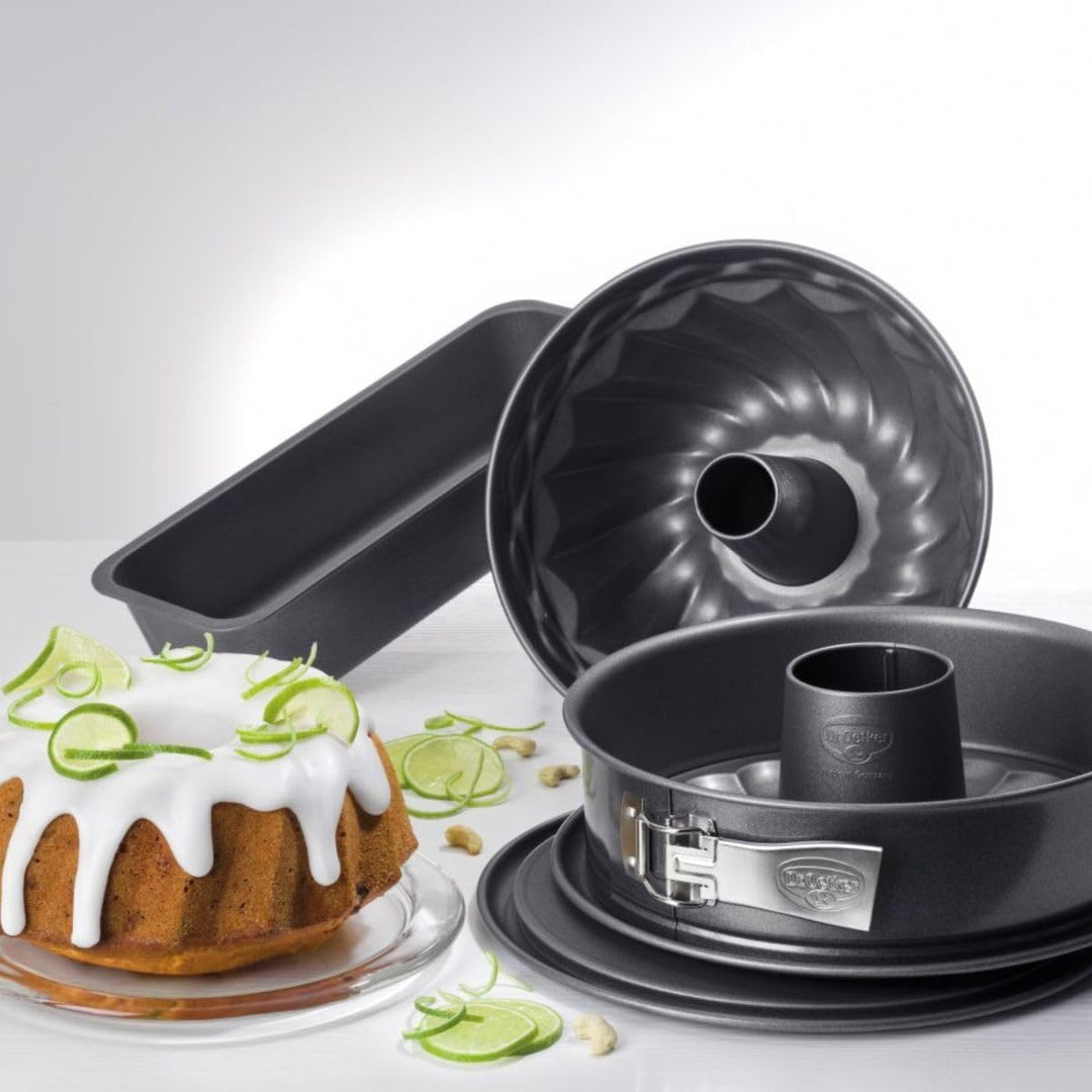 Dr. Oetker 4er Backformen-Set Back-Harmonie, Springform (Flach- und Rohrbodeneinsatz), Kastenform un