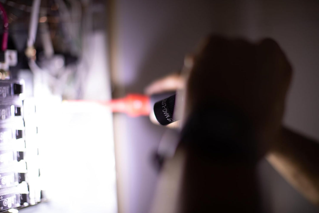 MAGLITE MAG-TAC LED 2CR123 Taschanlampe schwarz Tactical flach