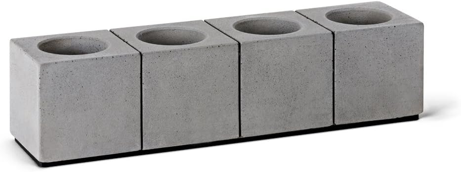 Kerzenleuchter - Kerzenständer aus hochwertigen Beton, für Vier Teelichter, modern und schlicht gest