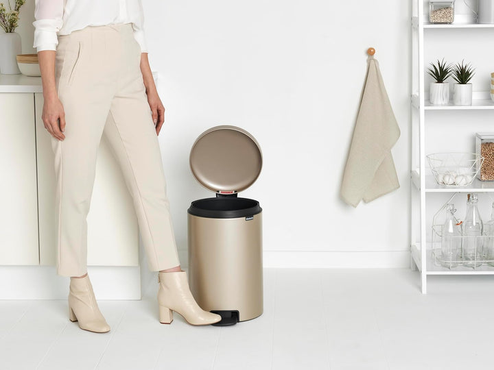 Brabantia Treteimer, Metallic Gold, 20L 20 Liter Champagne, 20 Liter Champagne