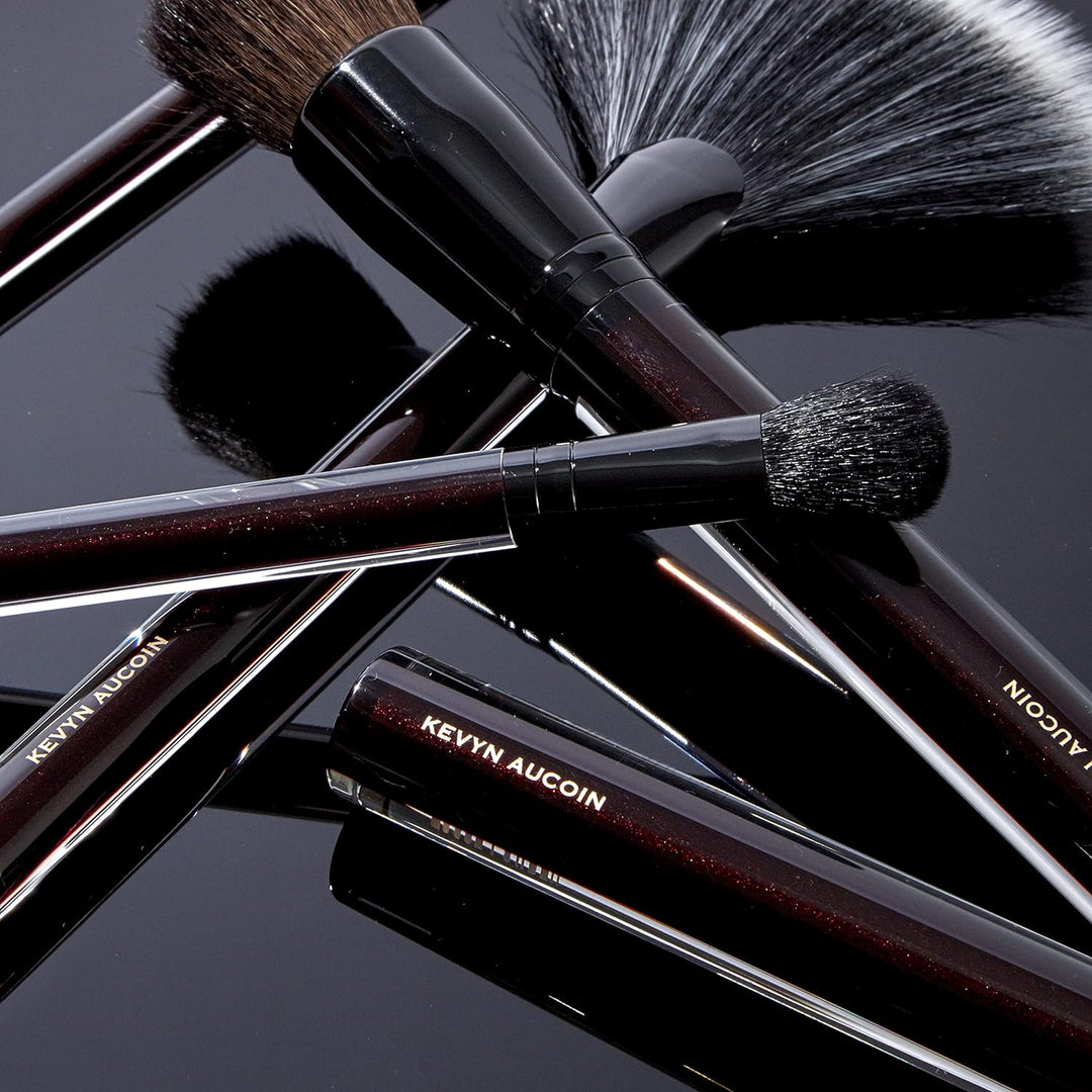 Kevyn Aucoin The Base Shadow Pinsel für Damen, 1 Stück