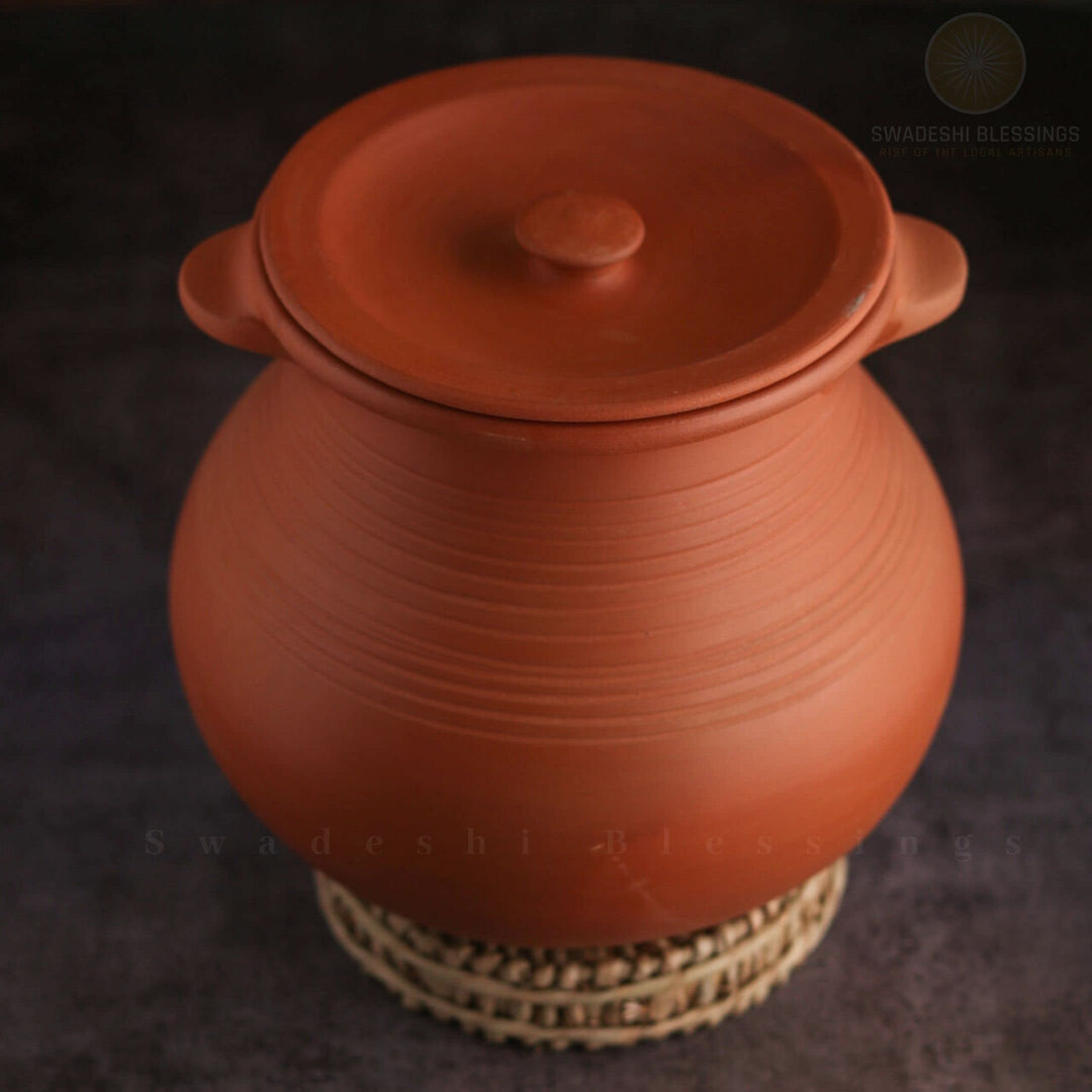 Swadeshi Blessings Exklusive Range unglasierter Tontopf zum Kochen und Servieren mit Deckel, irdener